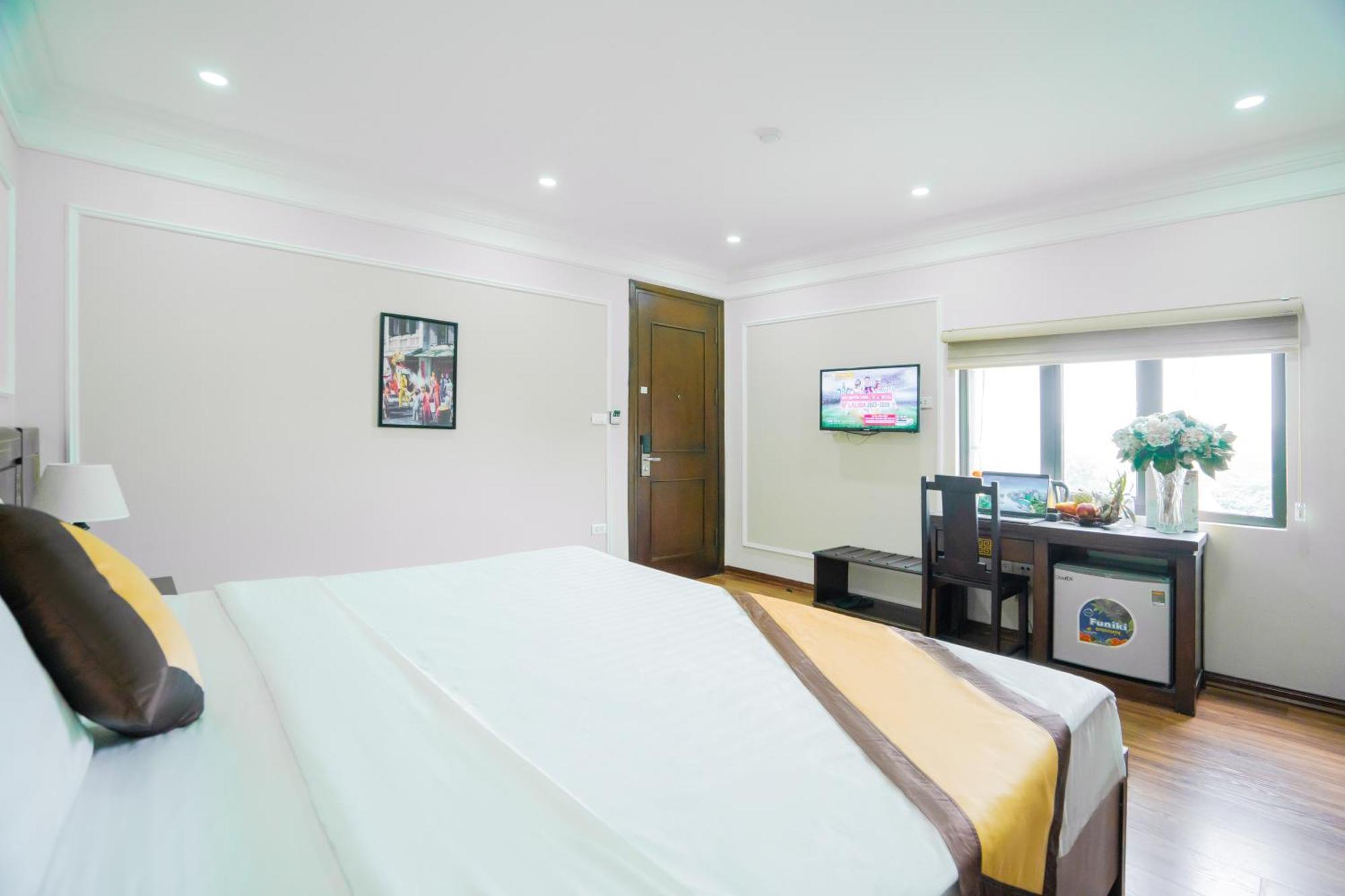 Ha Noi Lake View Hotel & Travel Hanoi Exteriör bild